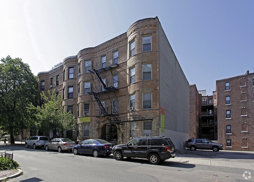 Primary Photo - 40-42 Symphony Rd