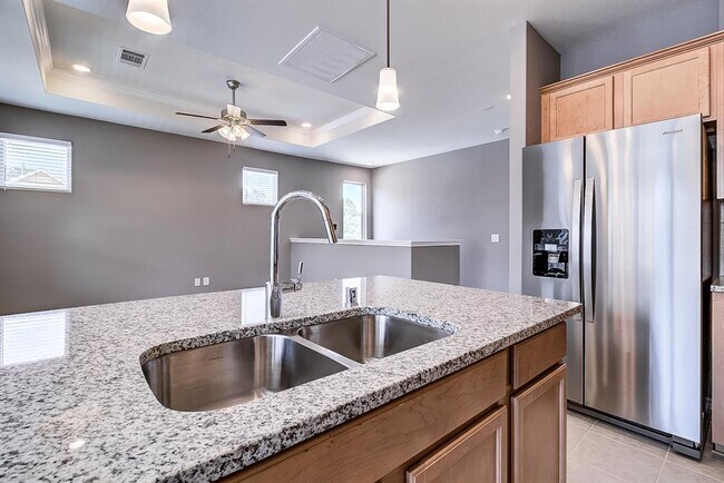Building Photo - 9312 Bauer Vista Dr
