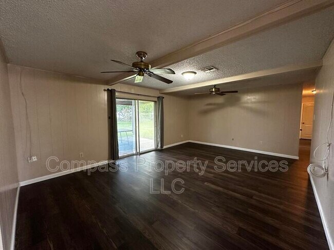 Building Photo - 179 Weldon Dr
