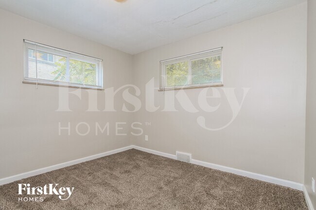 Building Photo - 1183 Toluca Ct