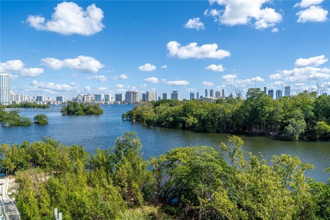 Building Photo - 16385 Biscayne Blvd