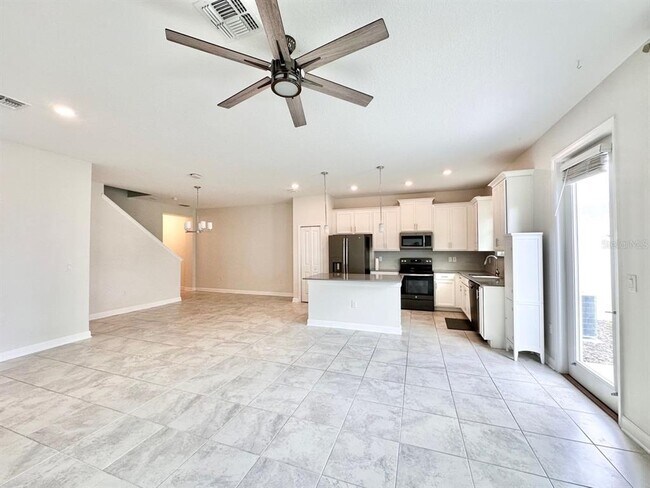 Building Photo - 2921 Title St