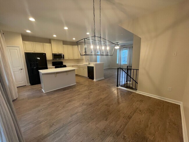 Building Photo - Beautiful home in Clearfield Oaks