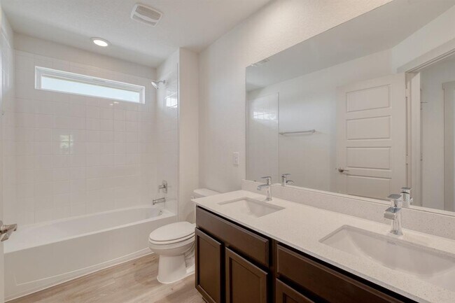 Building Photo - 7501 Smallwood Dr