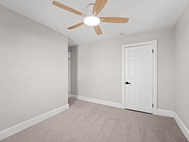 Building Photo - Spacious 5-Bedroom Rental with Backyard & Basement in Millville