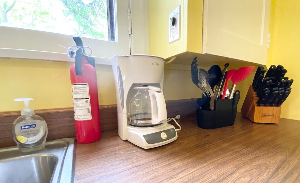 Building Photo - 3574 Lynnfield Rd