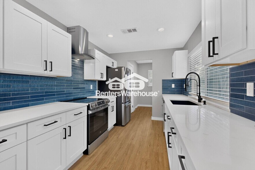 Building Photo - 4413 Campion Ln