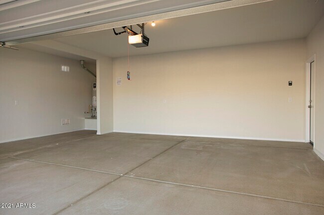 Building Photo - 3681 N 307th Dr