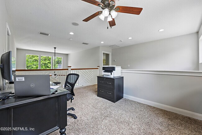 Building Photo - 12818 Micanopy Ln