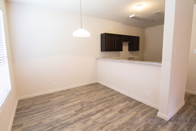 Building Photo - 5014 War Horse Dr