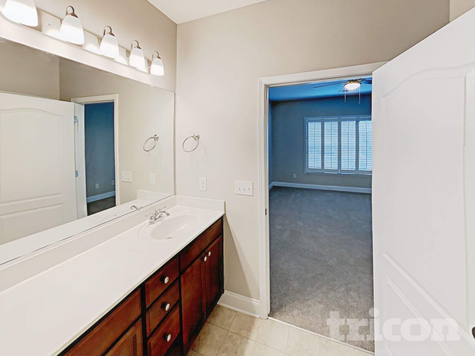 Building Photo - 5766 Woodside Forest Trail