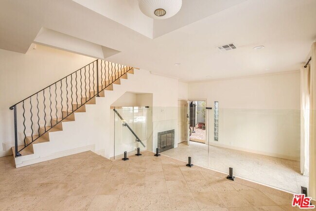 Building Photo - 36 Navy St