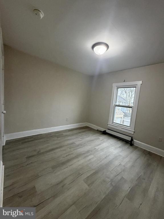 Building Photo - 615 S Seventh St