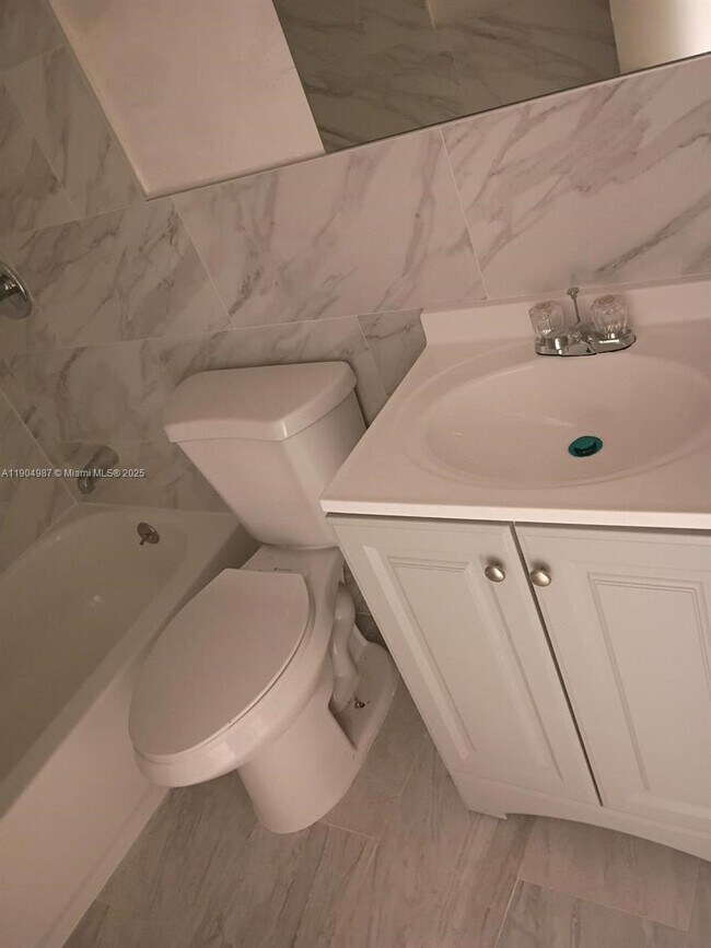 Building Photo - 3210 NW 22nd Ave