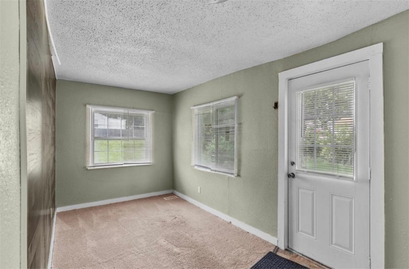 Building Photo - 6105 Washington Ave