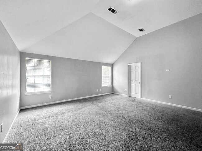 Building Photo - 655 Balerma St