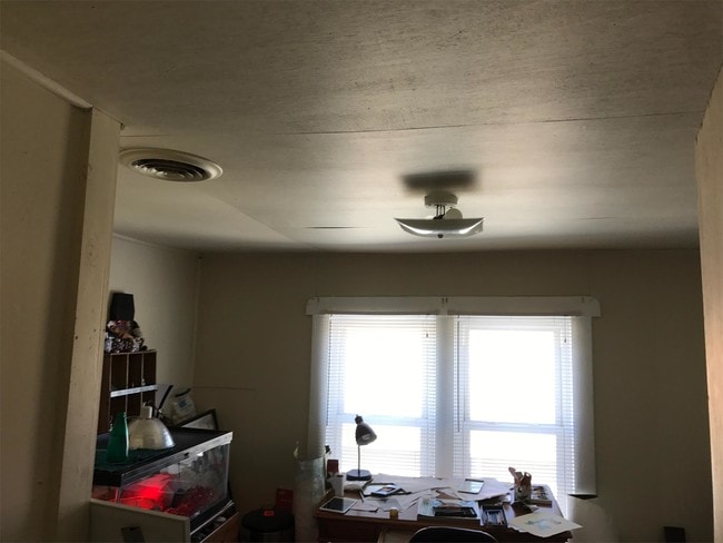 Building Photo - 1510 10th St