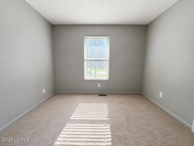 Building Photo - 113 Shelvis Ct