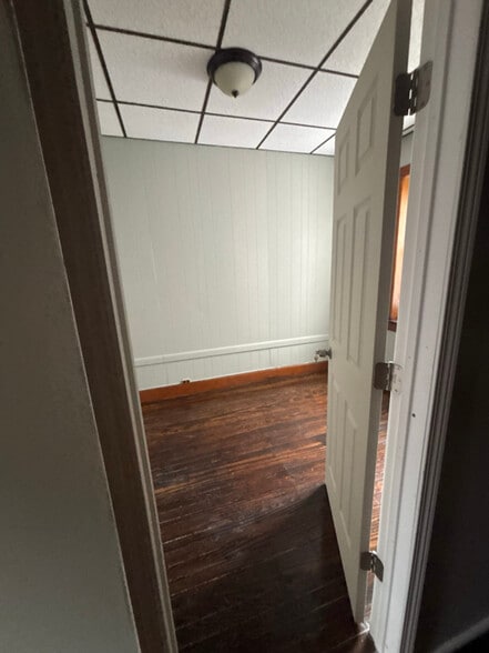 Building Photo - 1042 Butler St