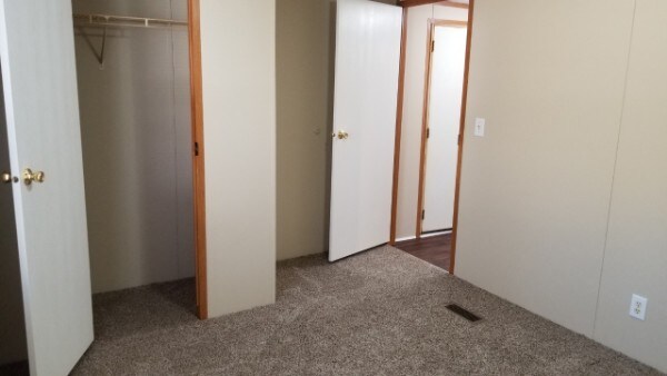 Building Photo - 6100 Briarwood Dr