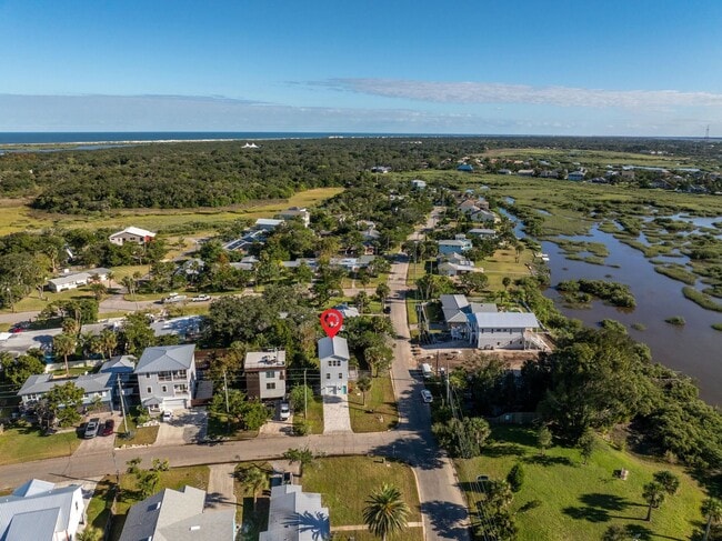 Building Photo - 524 Arricola Ave