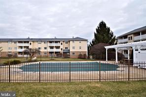 Building Photo - 519 Paoli Pointe Dr
