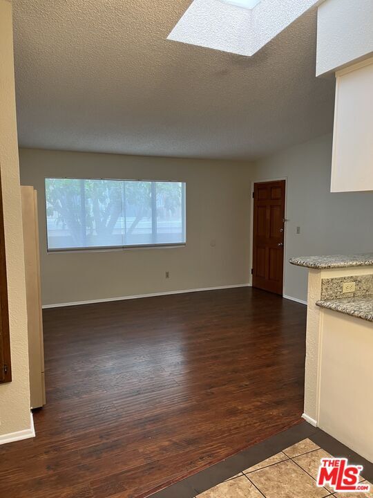 Building Photo - 1114 W 155th St