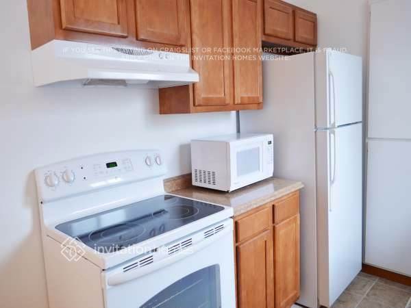 Building Photo - 4816 S Pitkin Way