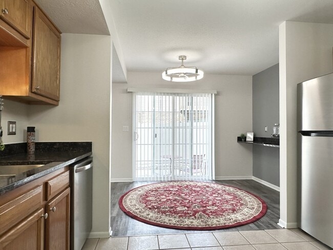 Building Photo - 1227 Leon Way