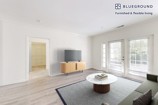 Building Photo - 80 North Centre Ave-SI FL3-ID2638A