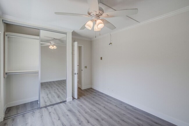 Building Photo - 3268 Via Marin