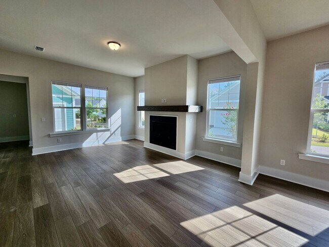 Building Photo - Like new 3 bedroom - Nexton / Midtown - Su...