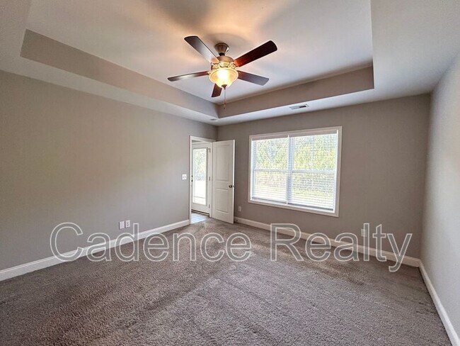 Building Photo - 1543 Grey Cliff Run