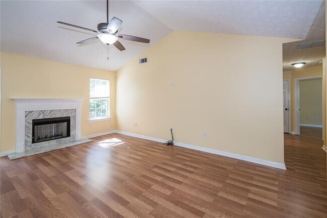 Building Photo - 118 Jimmy Reynolds Dr