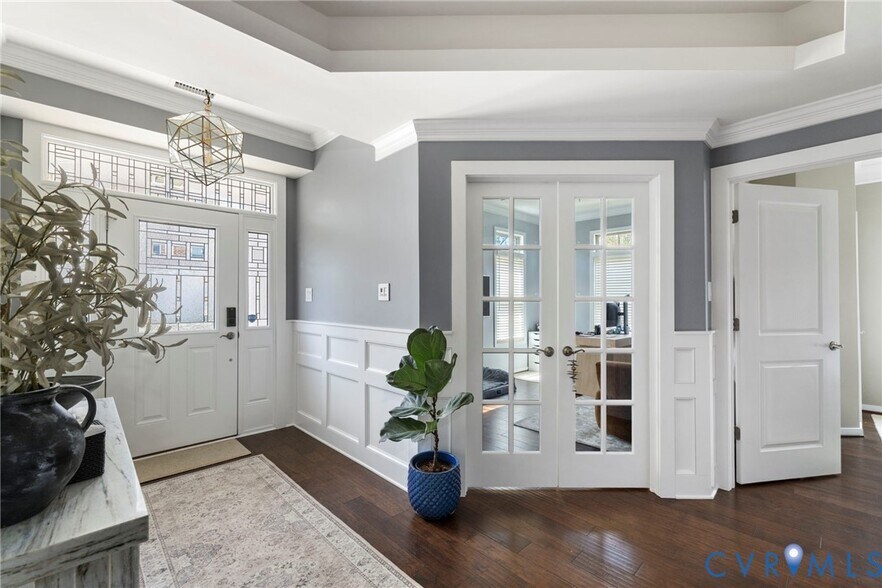 Building Photo - 3920 Village Commons Walk