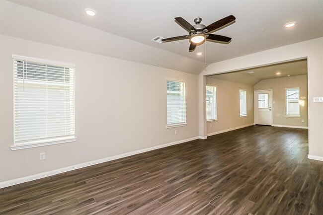 Building Photo - 5127 Shelby Katherine Dr