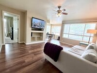 Building Photo - Murray Condo