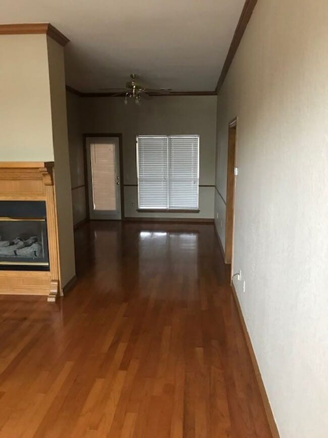 Building Photo - 3 Bedroom 2 Bath in West Norman