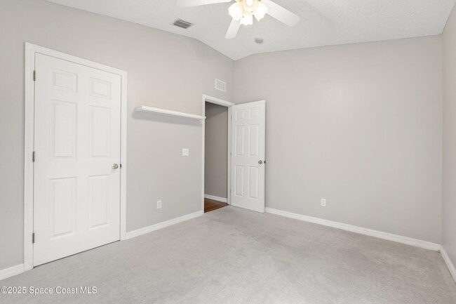 Building Photo - 1391 Olde Bailey Ln