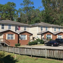 Building Photo - The Cove - 1081