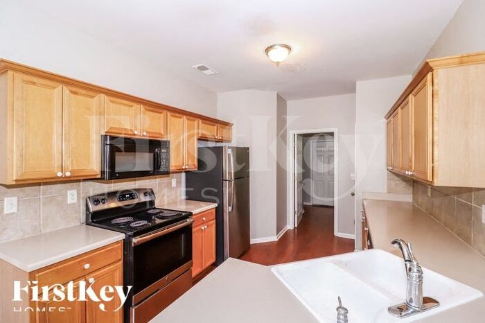 Building Photo - 969 Nesting Wood Cir W
