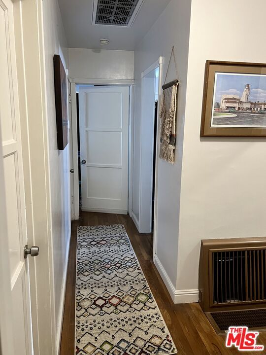 Building Photo - 8404 Newlin Ave