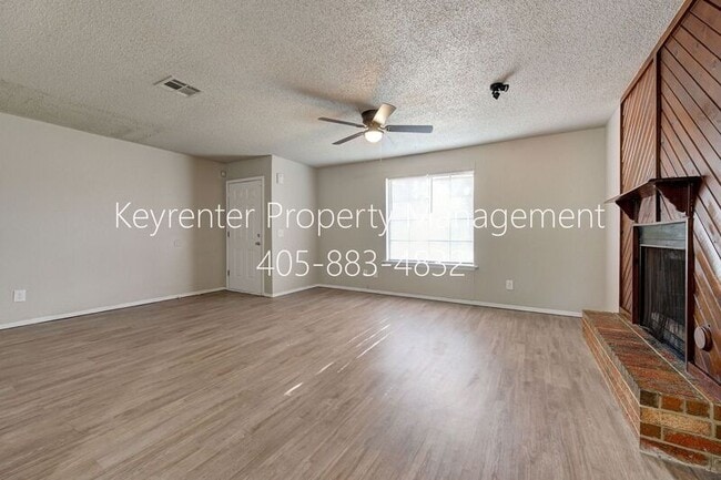 Building Photo - 313 Belmont Dr