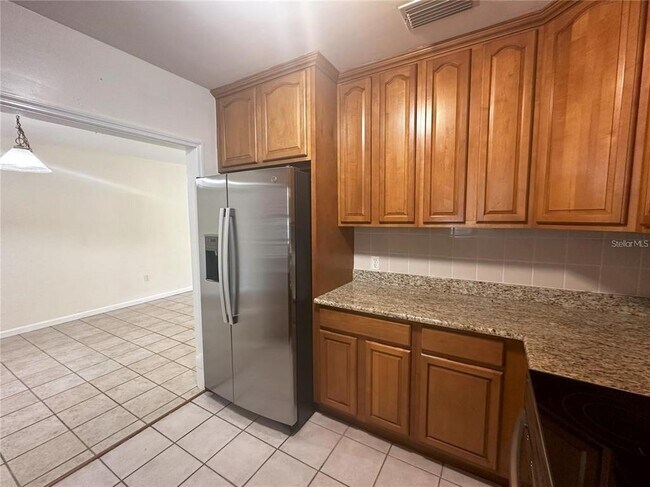 Building Photo - 1818 San Mateo Dr