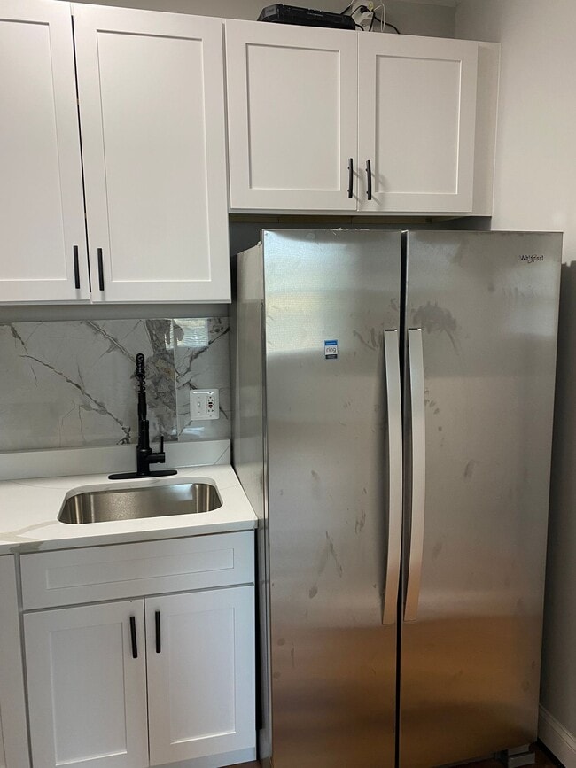 Building Photo - 1211 Poplar Grove St