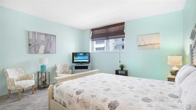 Building Photo - 4250 Galt Ocean Dr