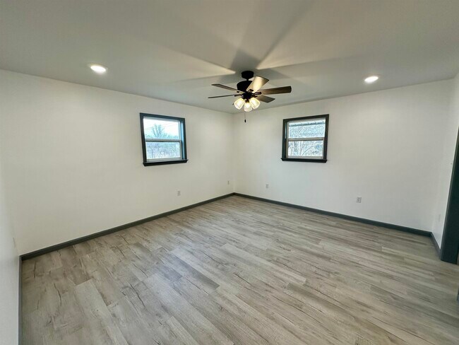 Building Photo - 3410 Cactus