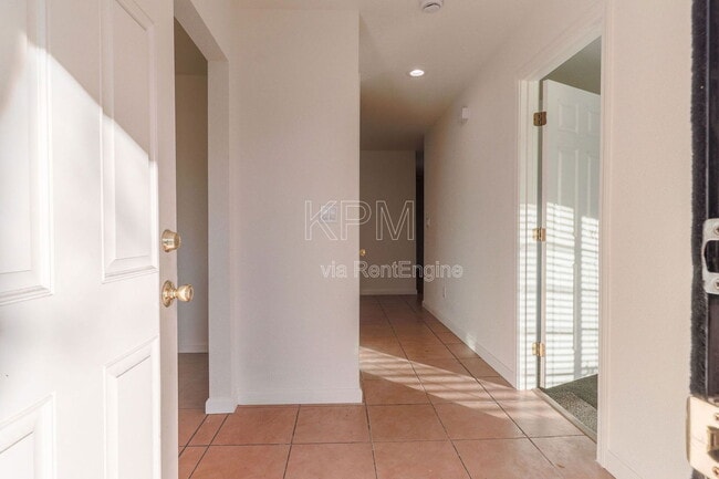 Building Photo - 7102 Richland Way