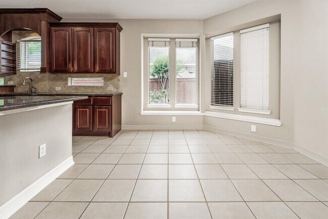 Building Photo - 12406 Santiago Cove Ln