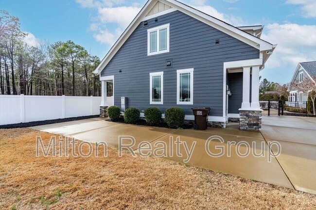 Building Photo - 3185 US-421